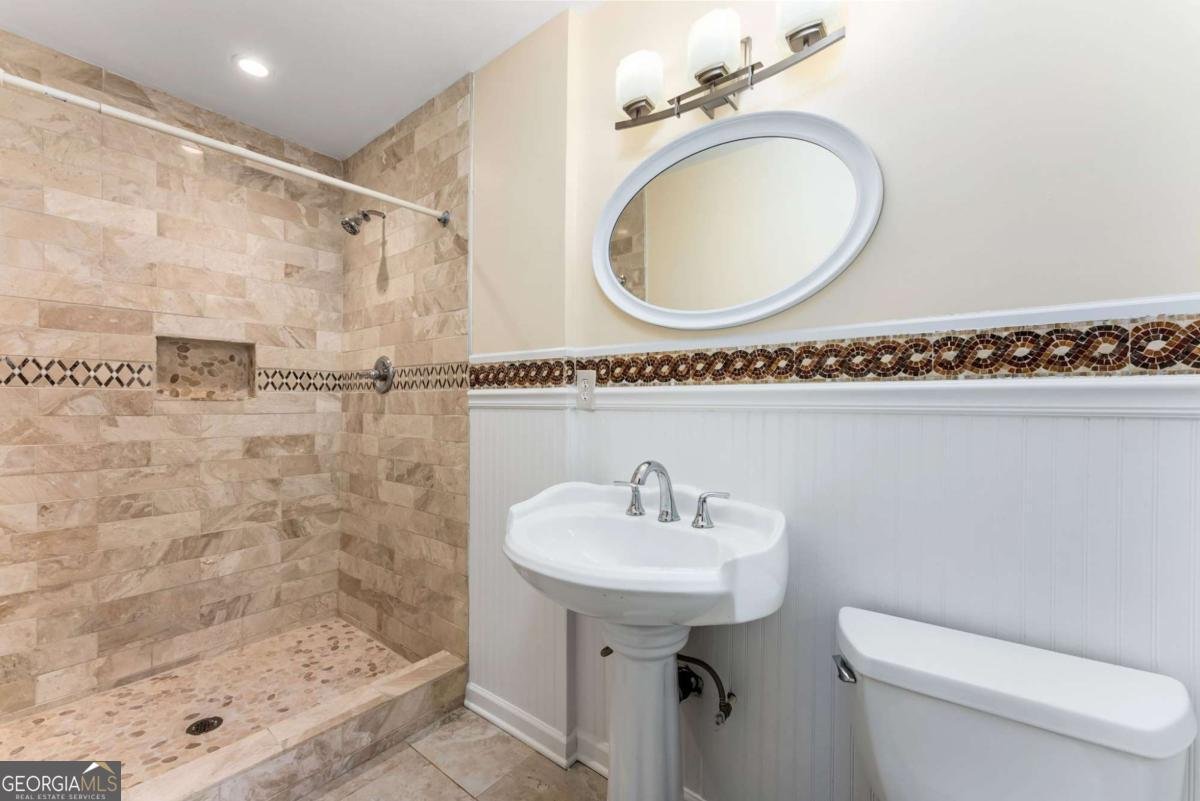 767 Woodvalley Road Mableton - Photo 20