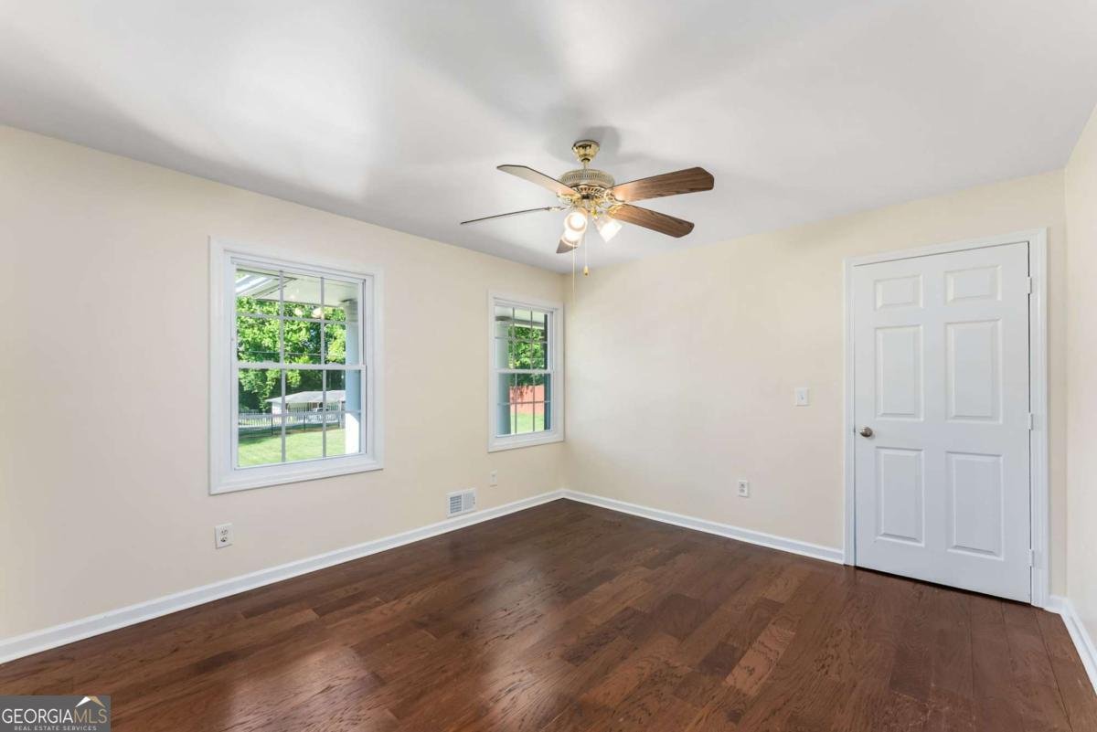 767 Woodvalley Road Mableton - Photo 21