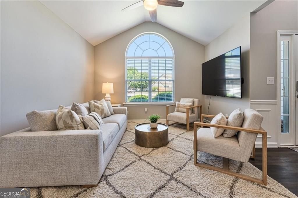 1020 Amber Leaf Court Roswell - Photo 10