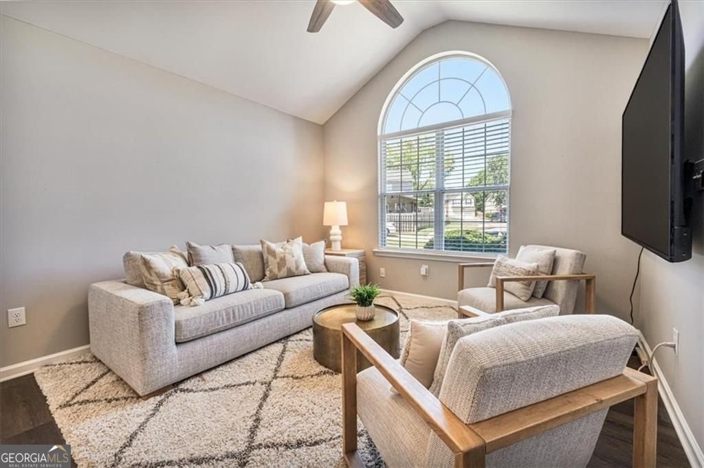1020 Amber Leaf Court Roswell - Photo 11