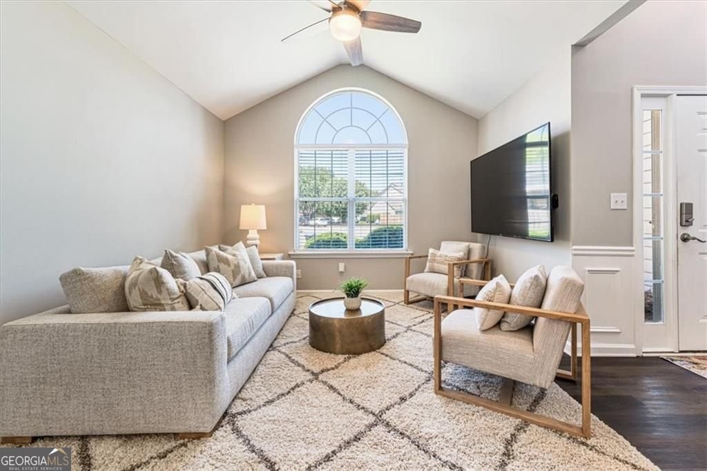 1020 Amber Leaf Court Roswell - Photo 13