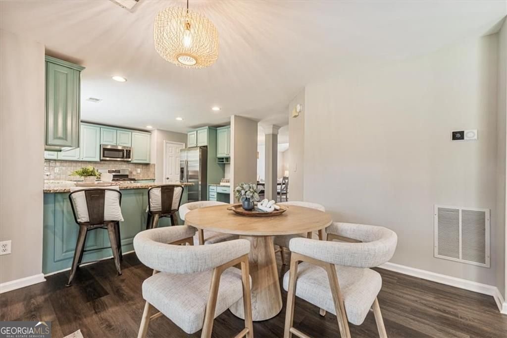 1020 Amber Leaf Court Roswell - Photo 18