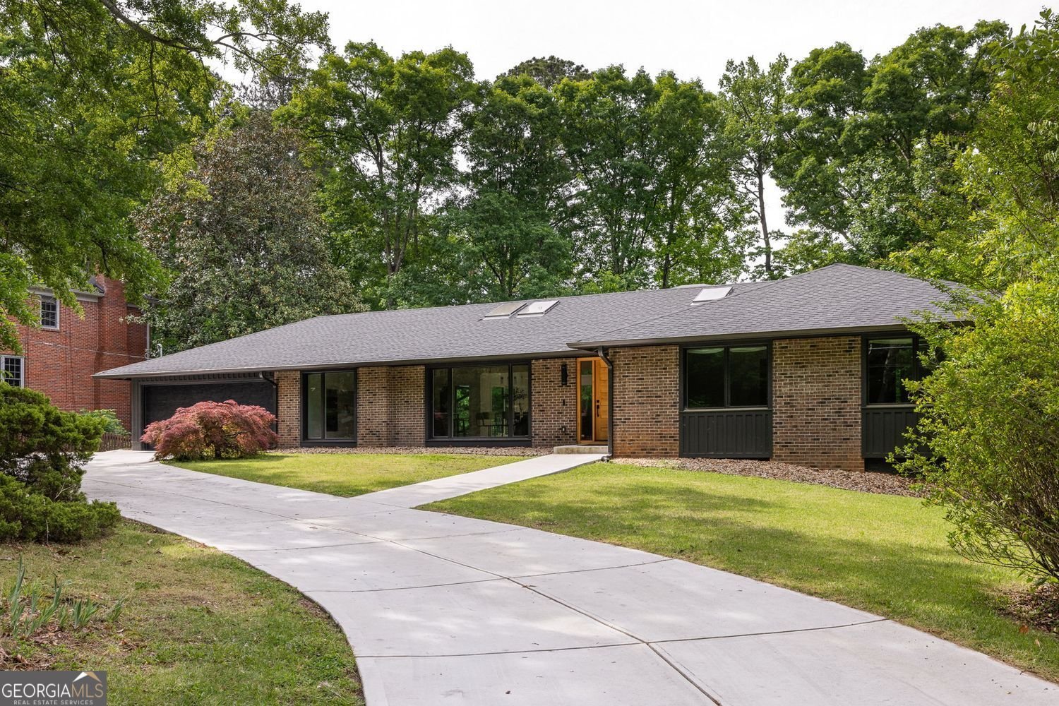 2673 Cosmos Drive Atlanta - main photo