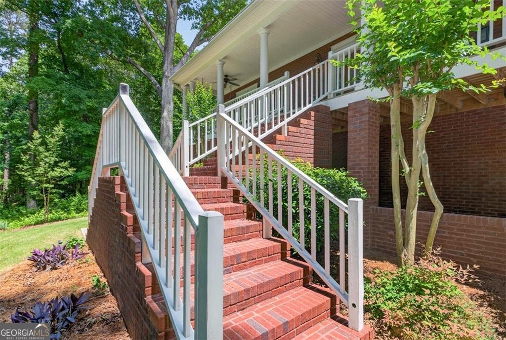 667 Wellington Drive Winder - Photo 8