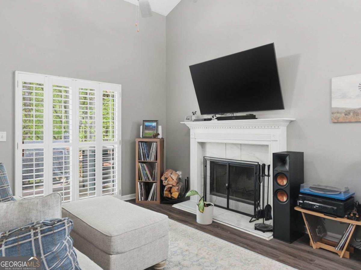 140 Fox Creek Drive Woodstock - Photo 7