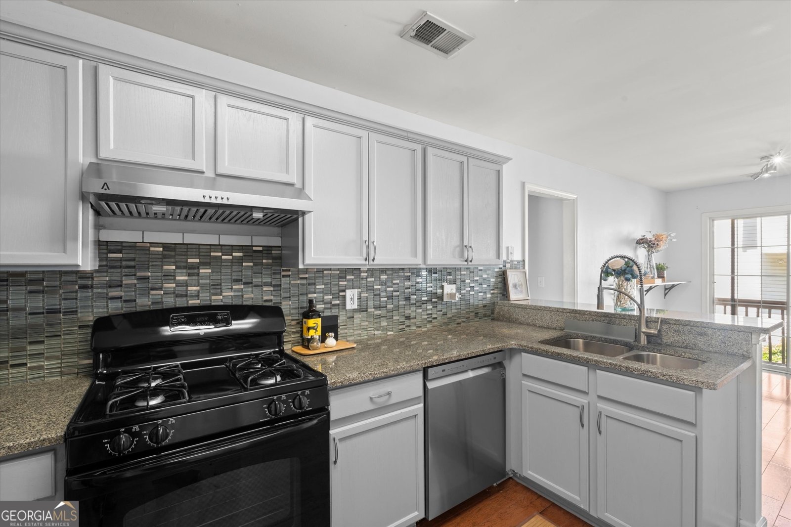 3231 Liberty Commons Drive Kennesaw - Photo 11