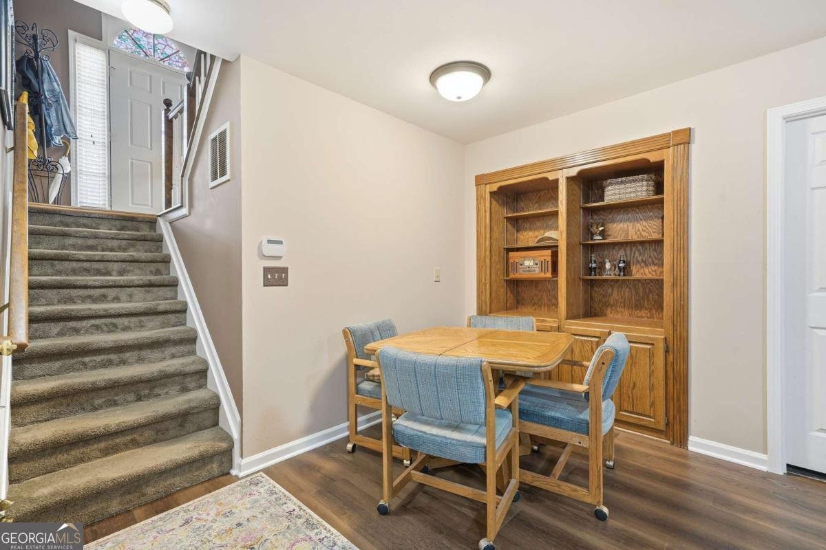 945 Club Chase Court Roswell - Photo 9