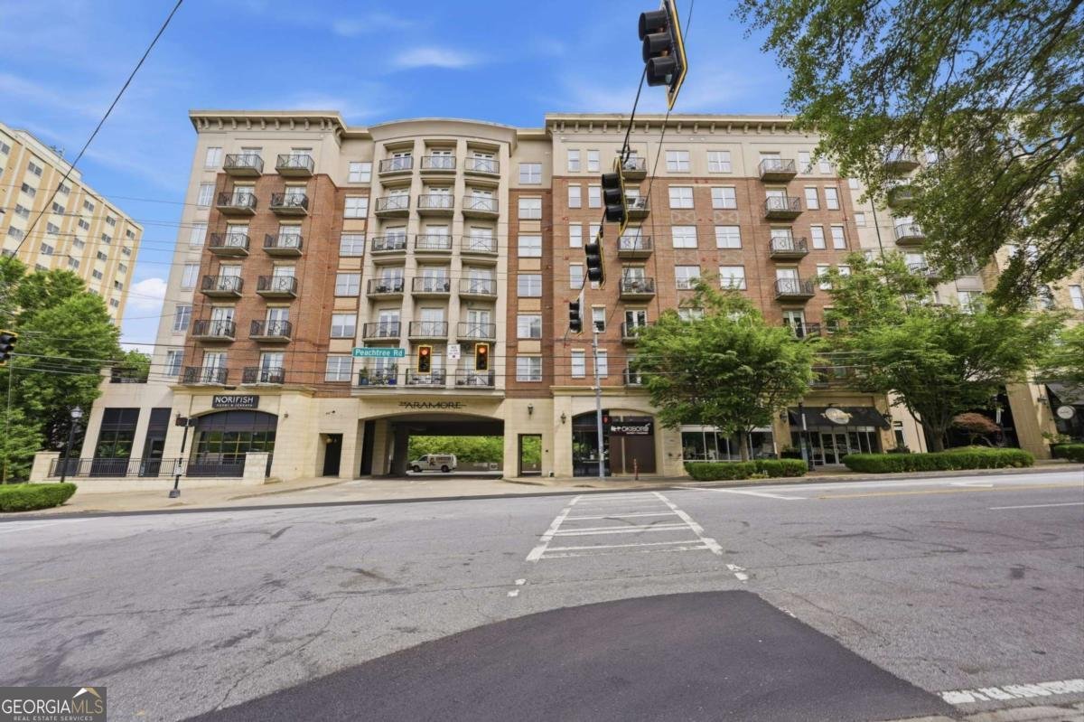 2277 Peachtree Road Atlanta - main photo