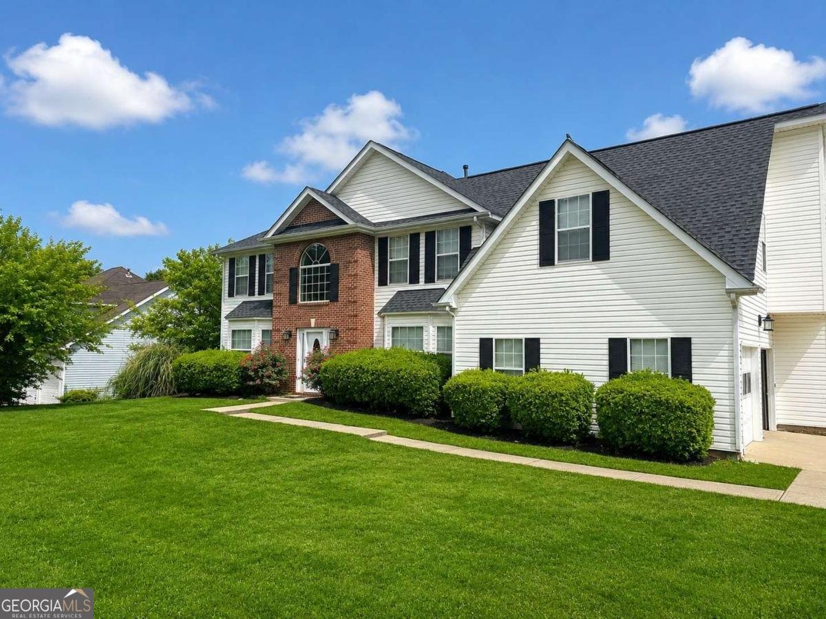 1651 Duren Fields Way Lithonia - main photo