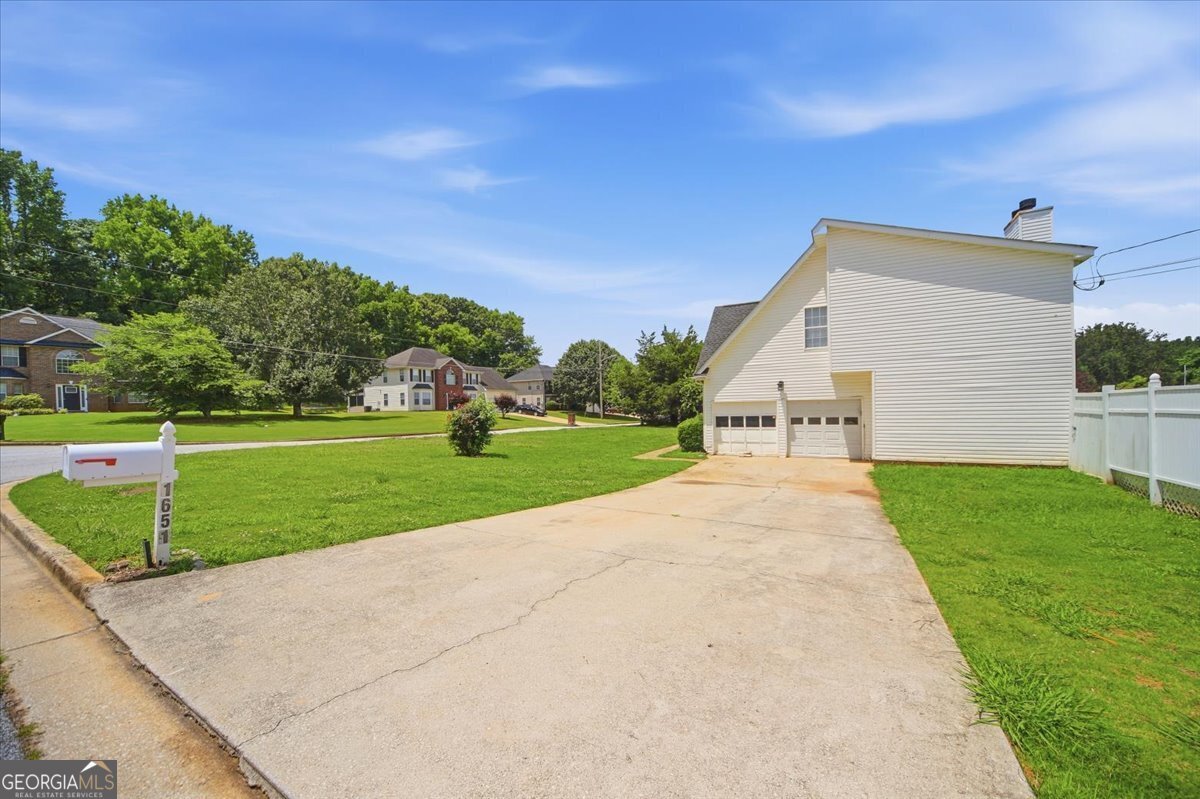1651 Duren Fields Way Lithonia - Photo 6