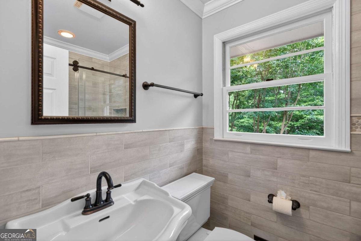 1370 Driftwood Court Roswell - Photo 15