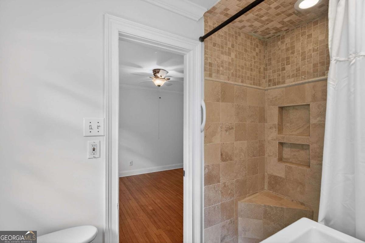 1370 Driftwood Court Roswell - Photo 18