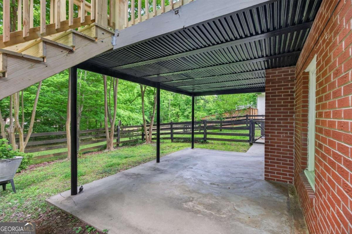 1370 Driftwood Court Roswell - Photo 31