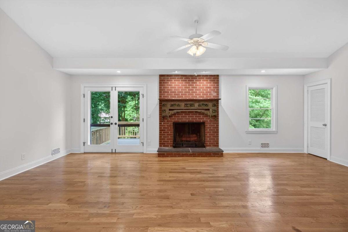 1370 Driftwood Court Roswell - Photo 7