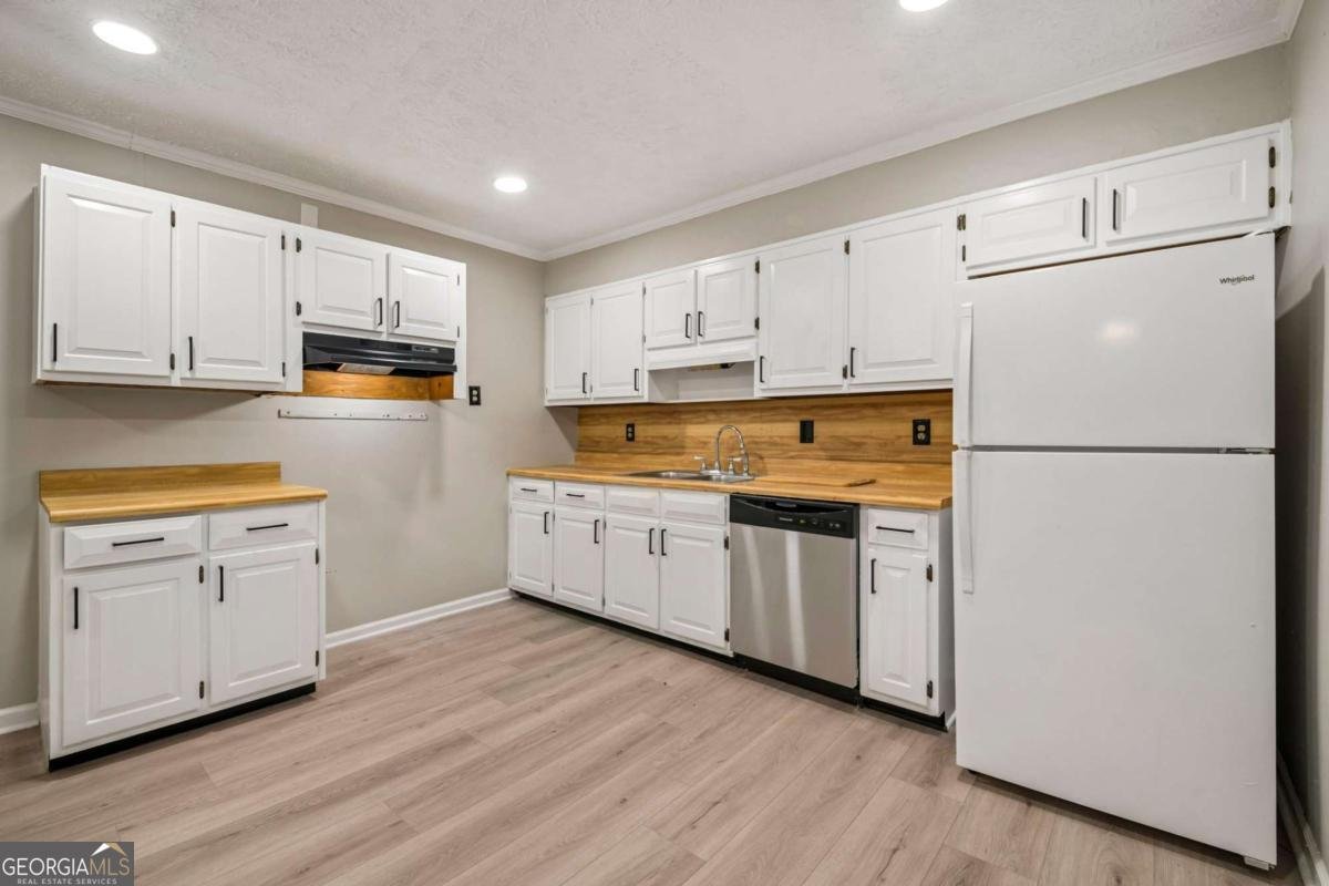621 Maple Drive Riverdale - Photo 10