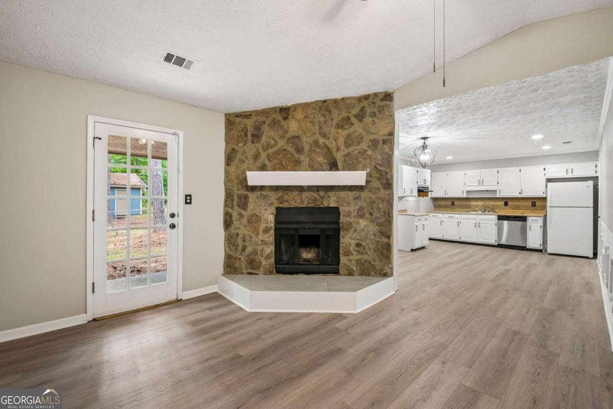 621 Maple Drive Riverdale - Photo 8