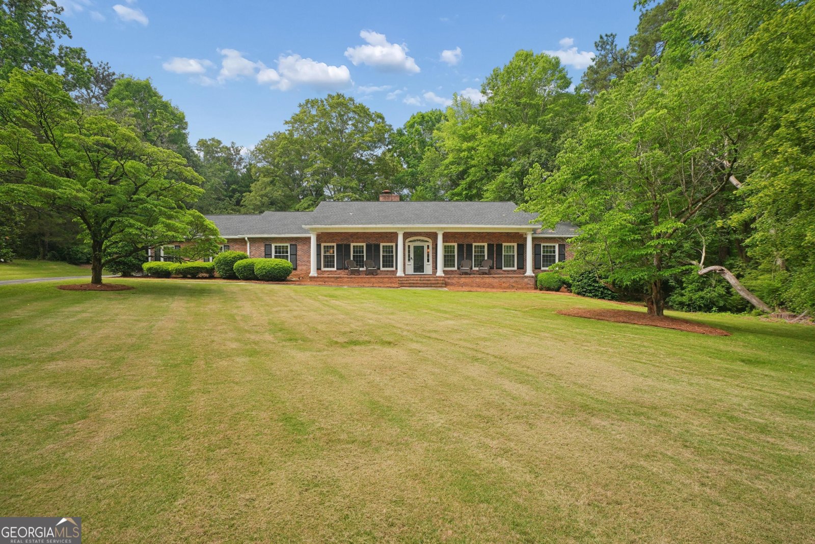 932 Mockingbird Lane Griffin - main photo