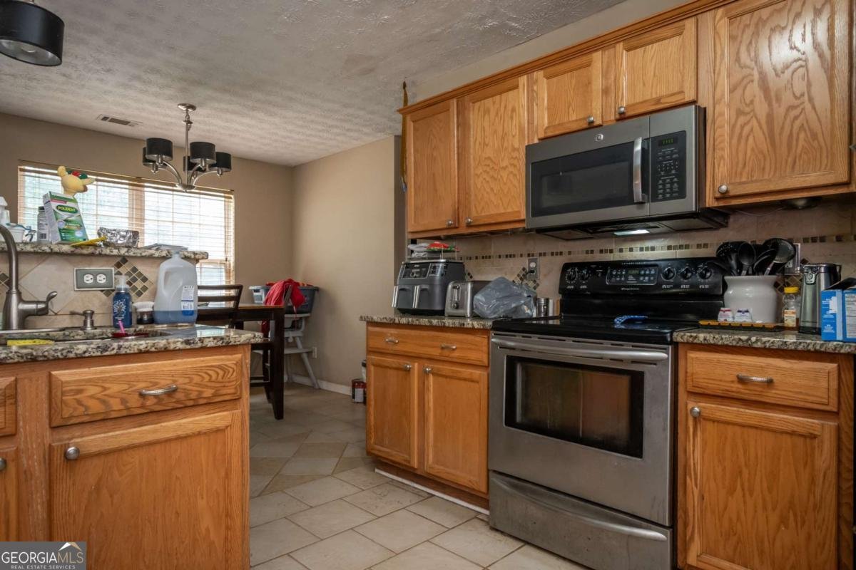 421 Regan Drive Winder - Photo 9