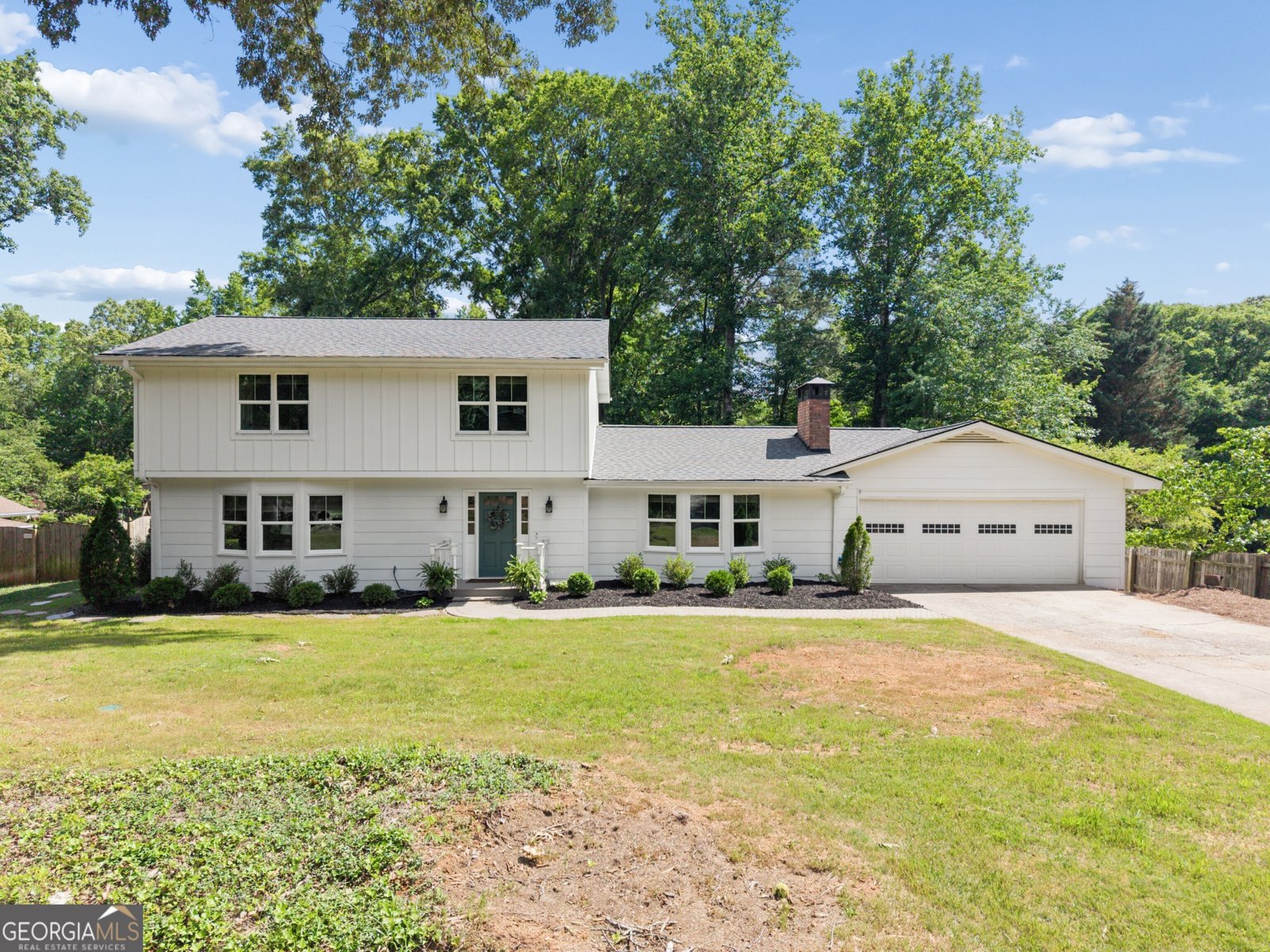 670 Lake Charles Way Roswell - main photo