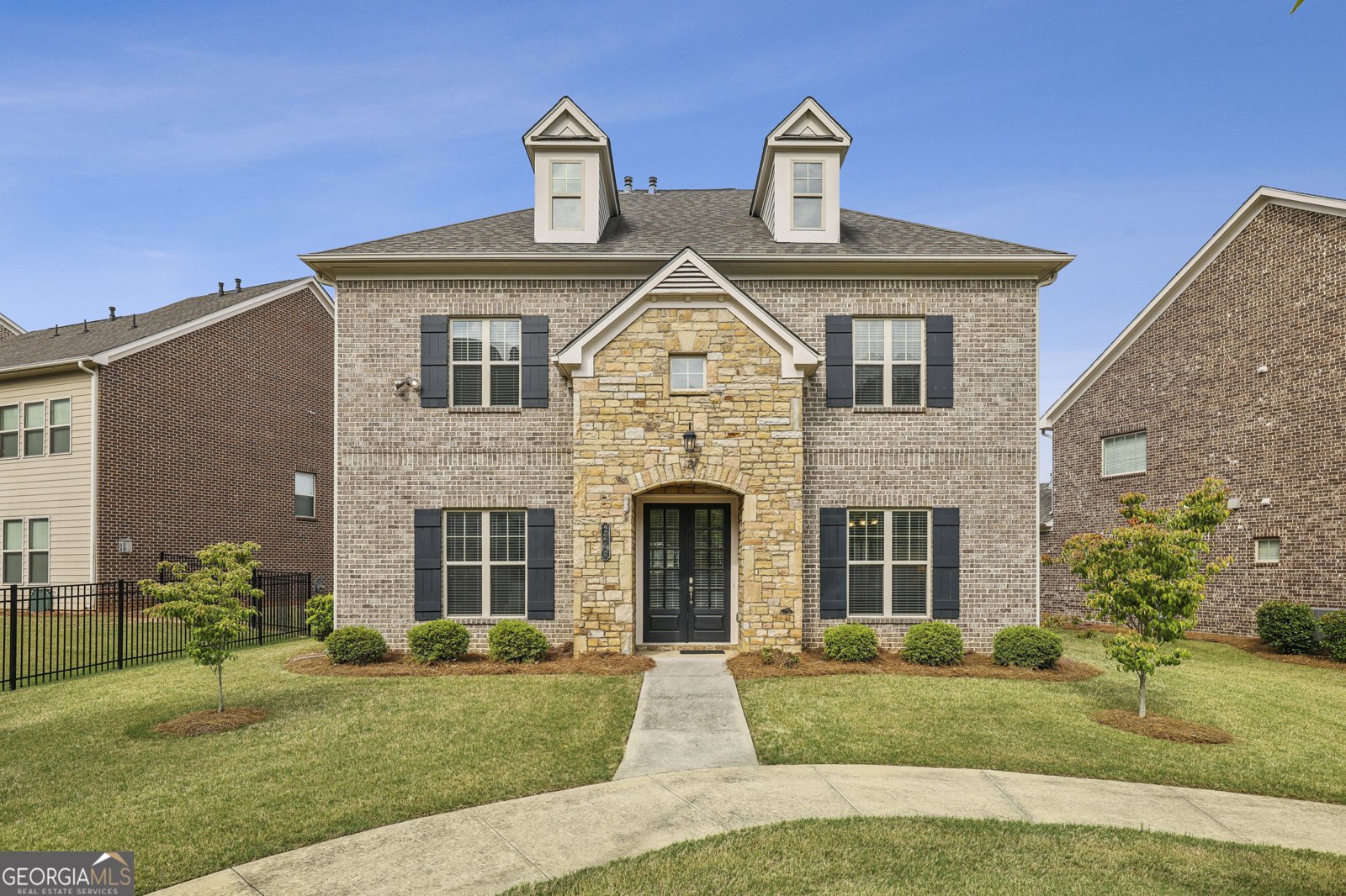 2240 Nancy Creek Drive Atlanta - main photo