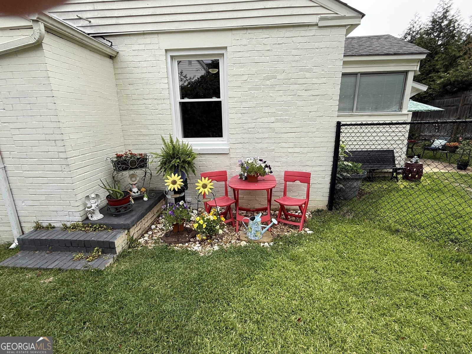 110 Hill Street Thomaston - Photo 17