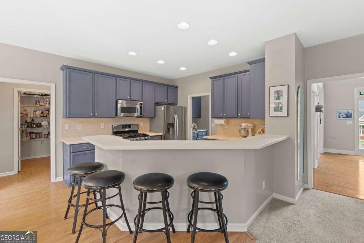 243 Ribbon Leaf View Suwanee - Photo 16