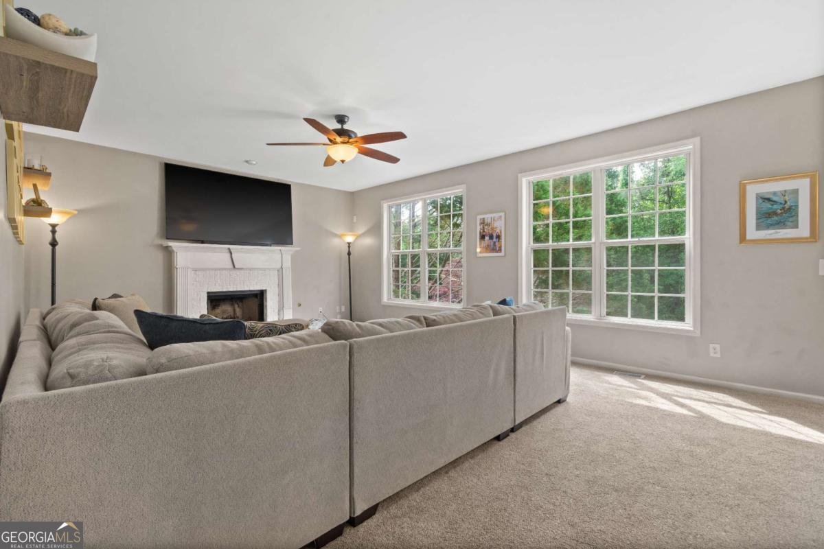 243 Ribbon Leaf View Suwanee - Photo 26