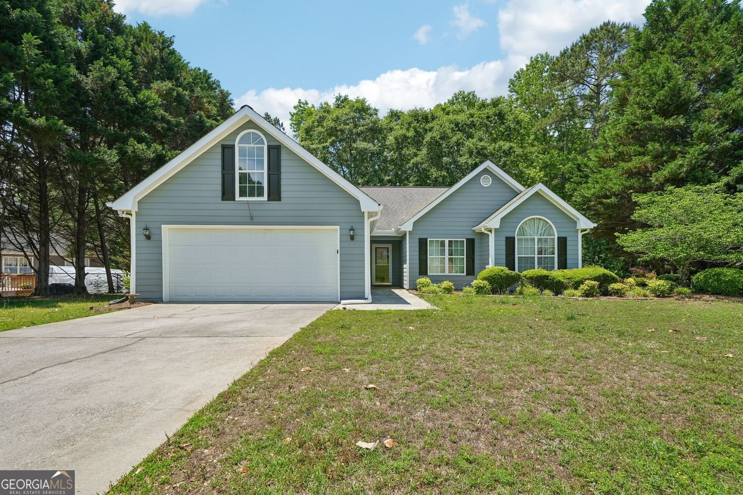 420 Towler Court Loganville - main photo