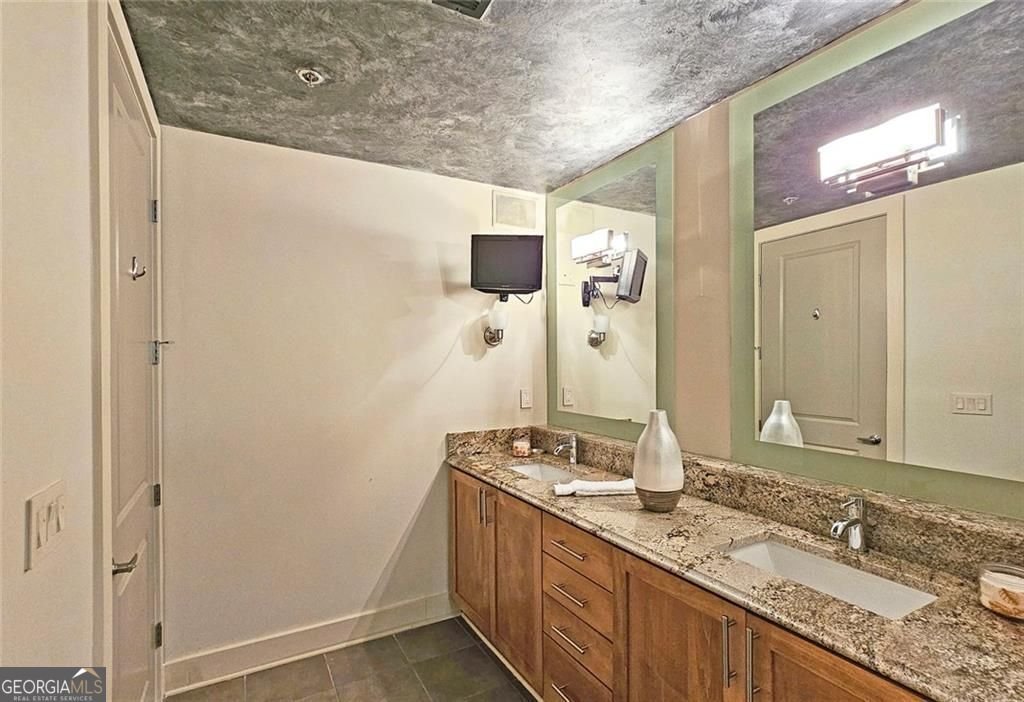 4561 Olde Perimeter Way Atlanta - Photo 17