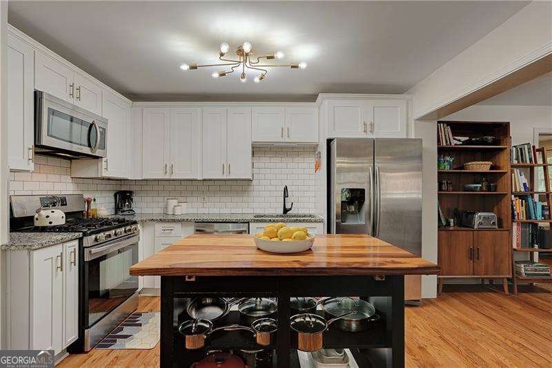 498 Glendalough Place Atlanta - Photo 9