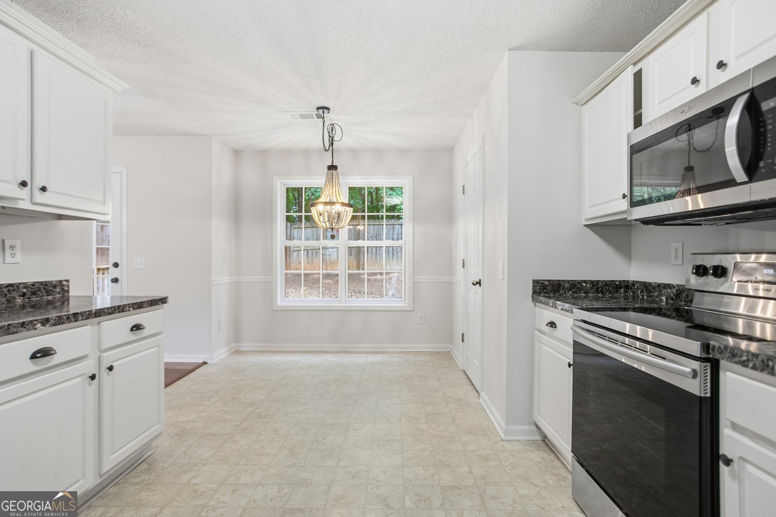 1314 Jered Court Sugar Hill - Photo 12