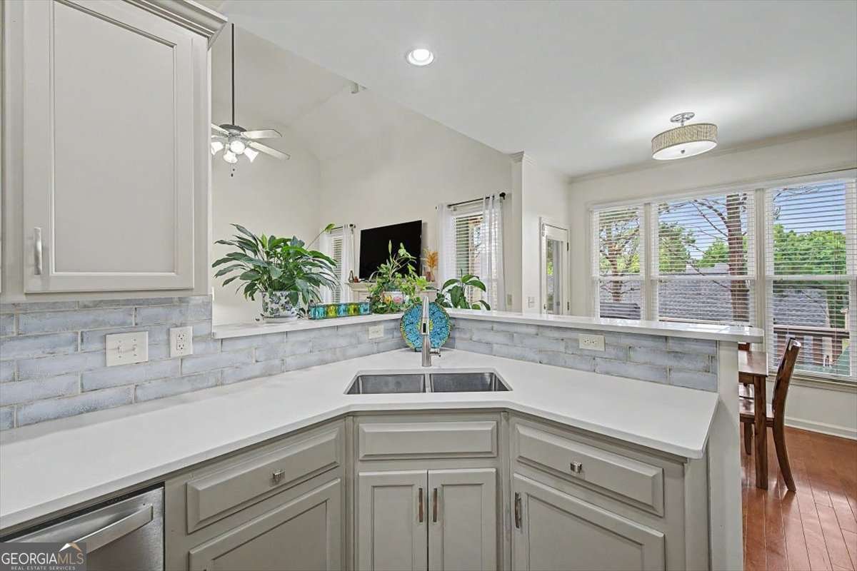 320 Cabinwood Trail Canton - Photo 8