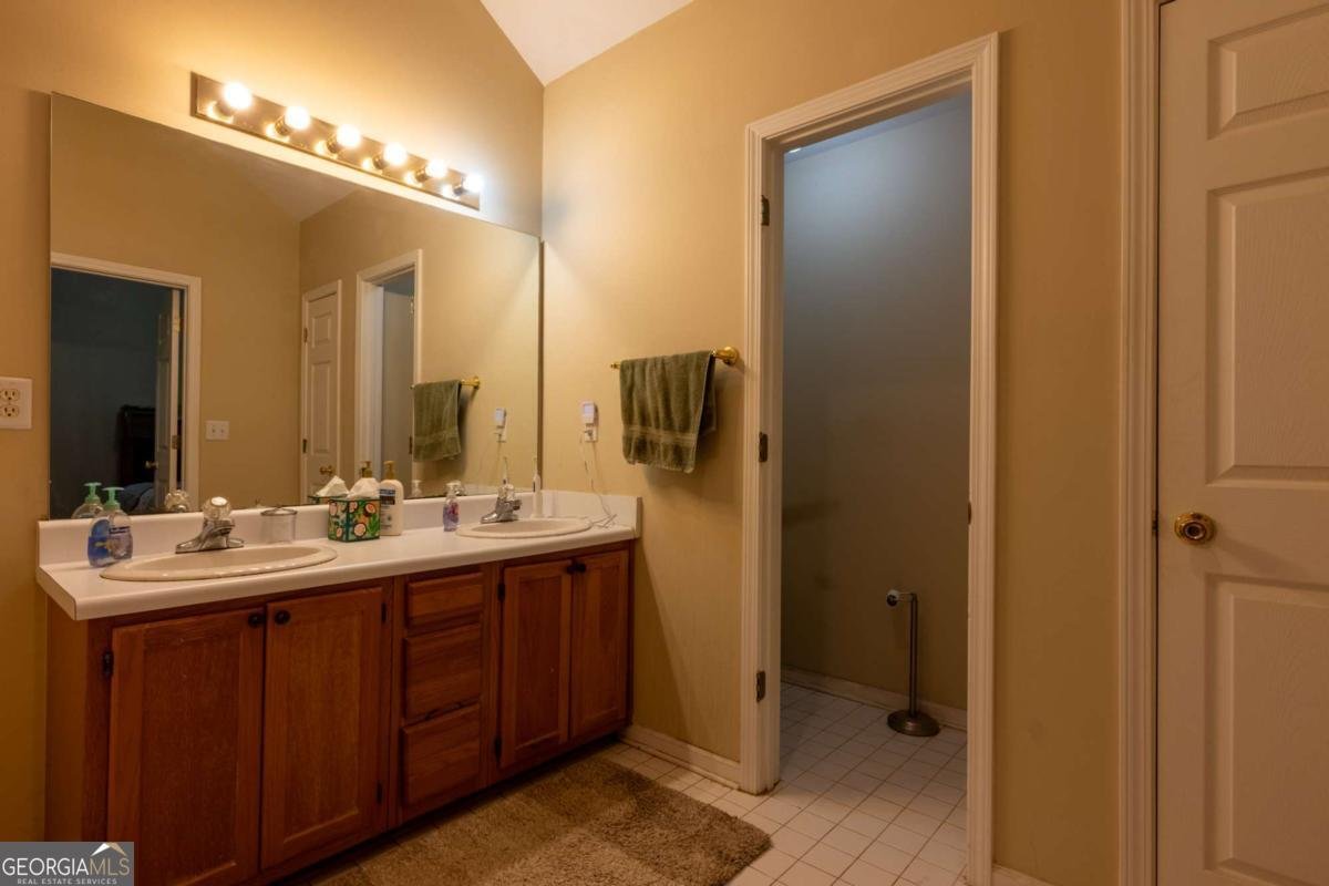 5335 Myras Court Cumming - Photo 22