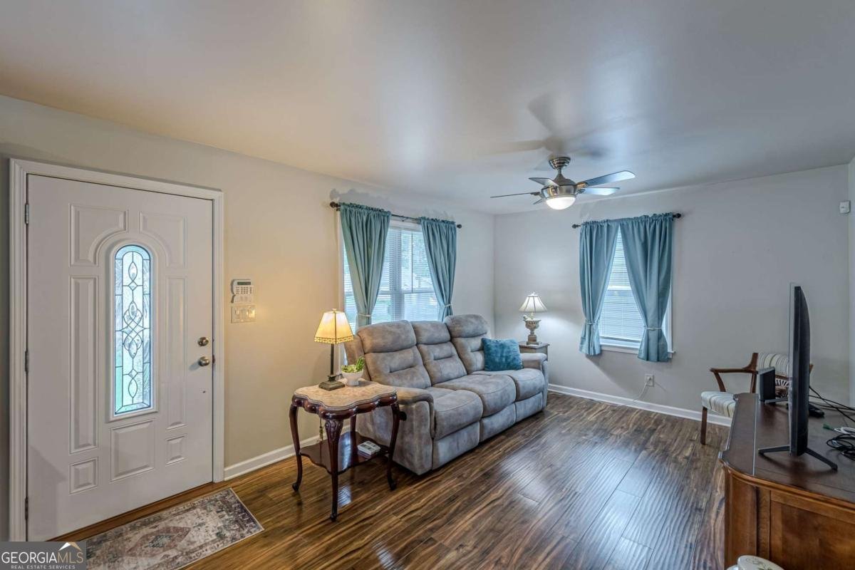 224 Birch Street Hapeville - Photo 10