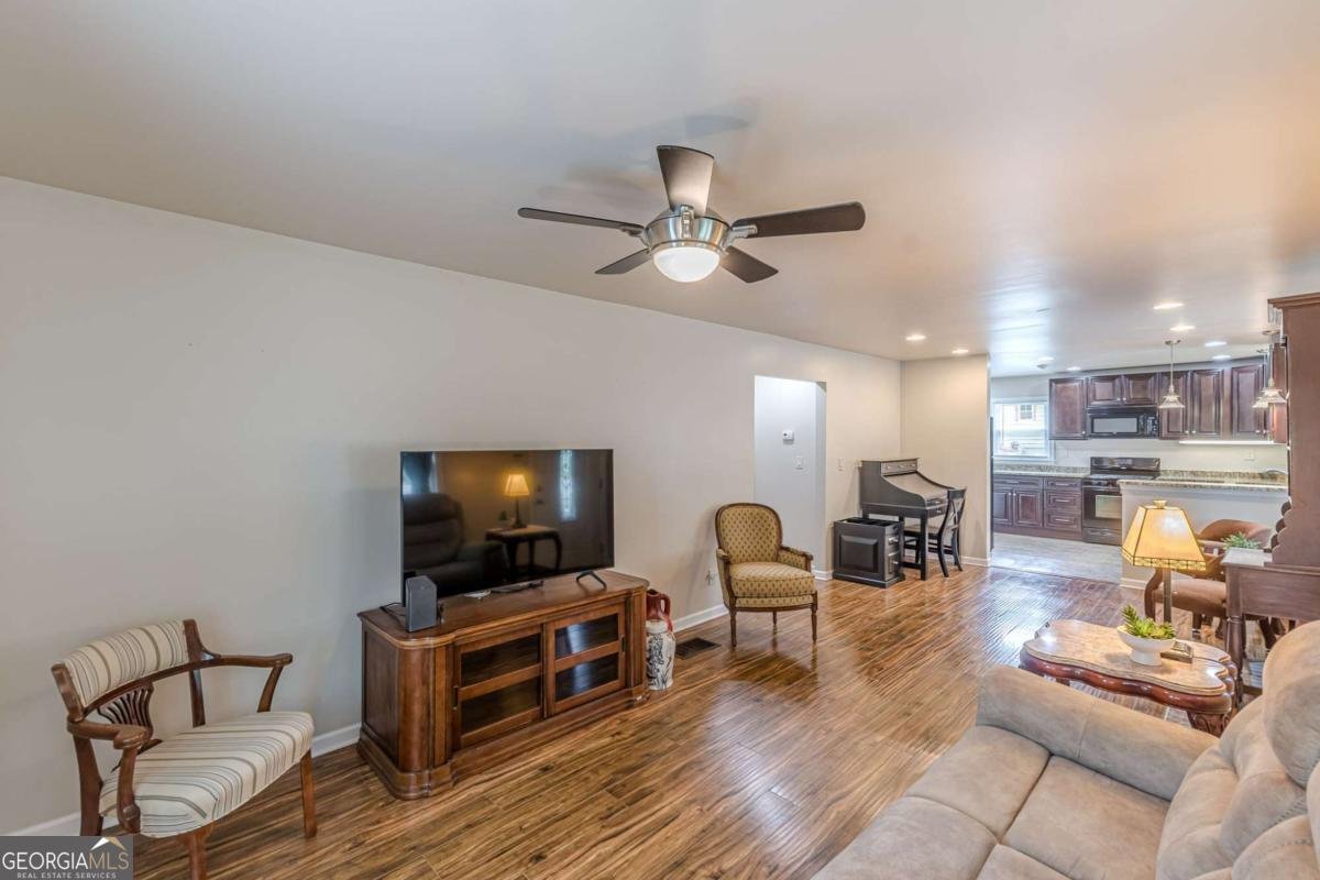 224 Birch Street Hapeville - Photo 12