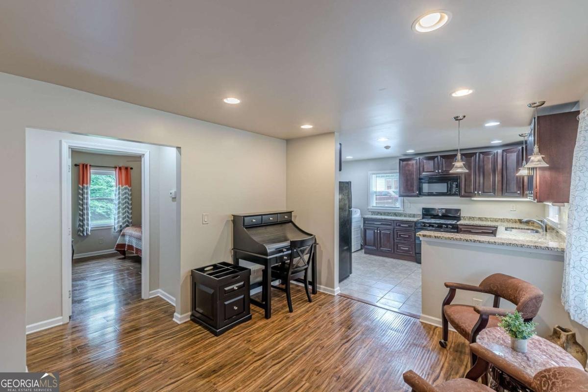 224 Birch Street Hapeville - Photo 14
