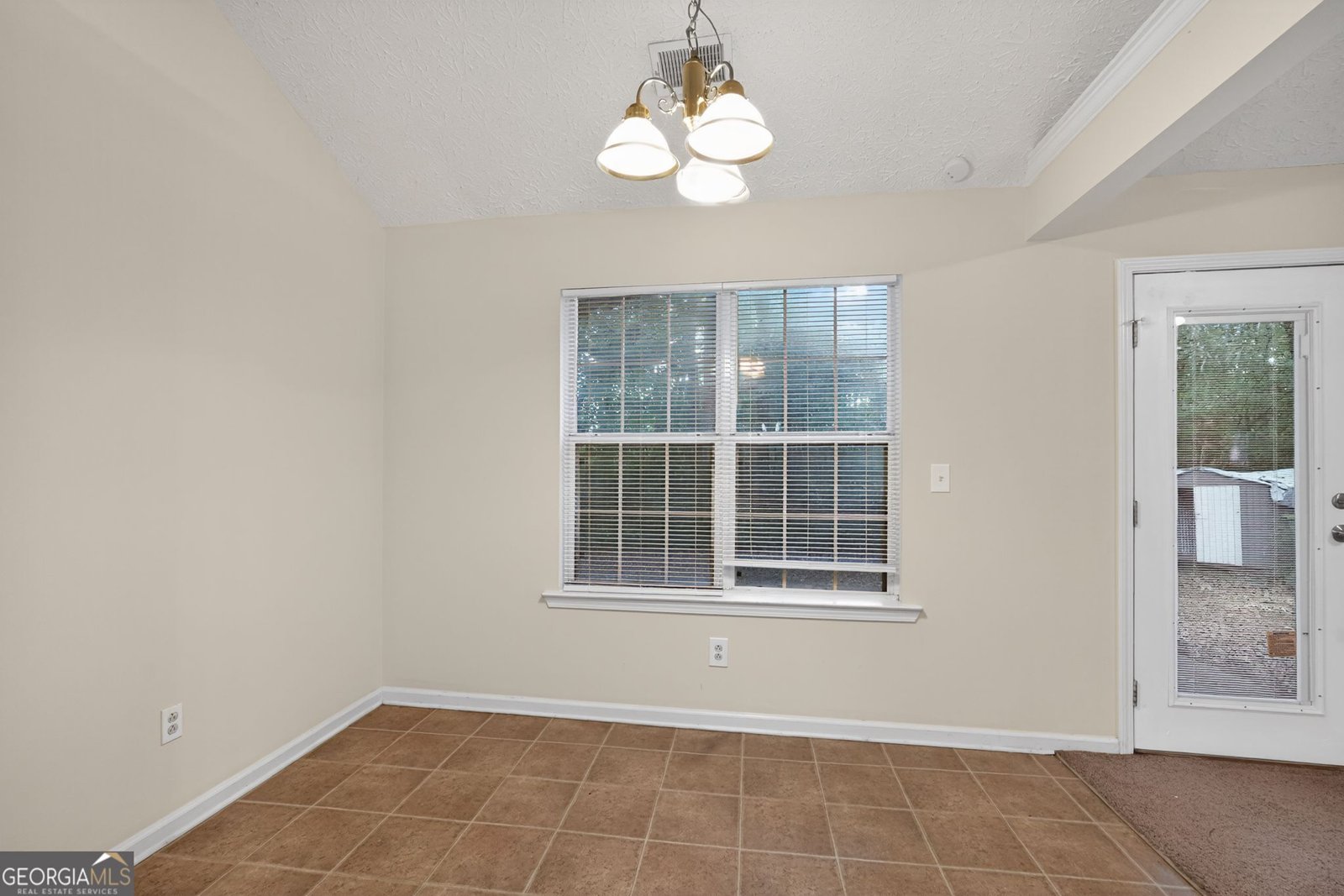 221 Fairview Point Ellenwood - Photo 16