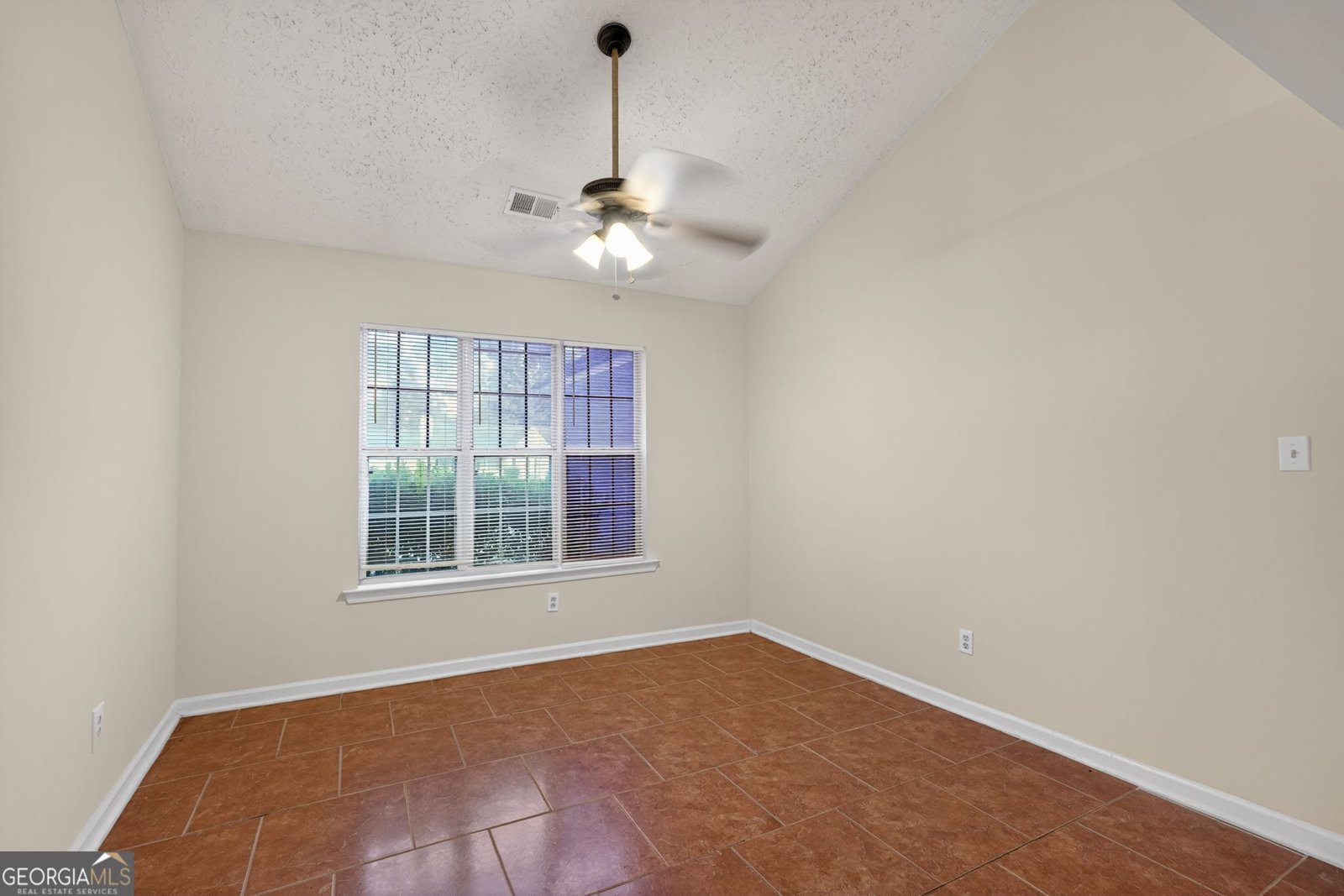 221 Fairview Point Ellenwood - Photo 27