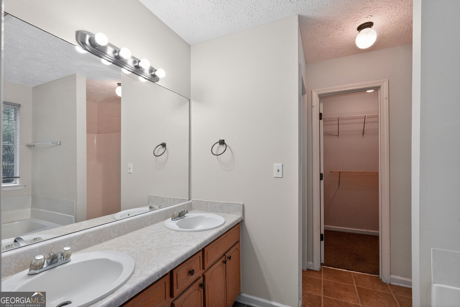 221 Fairview Point Ellenwood - Photo 32