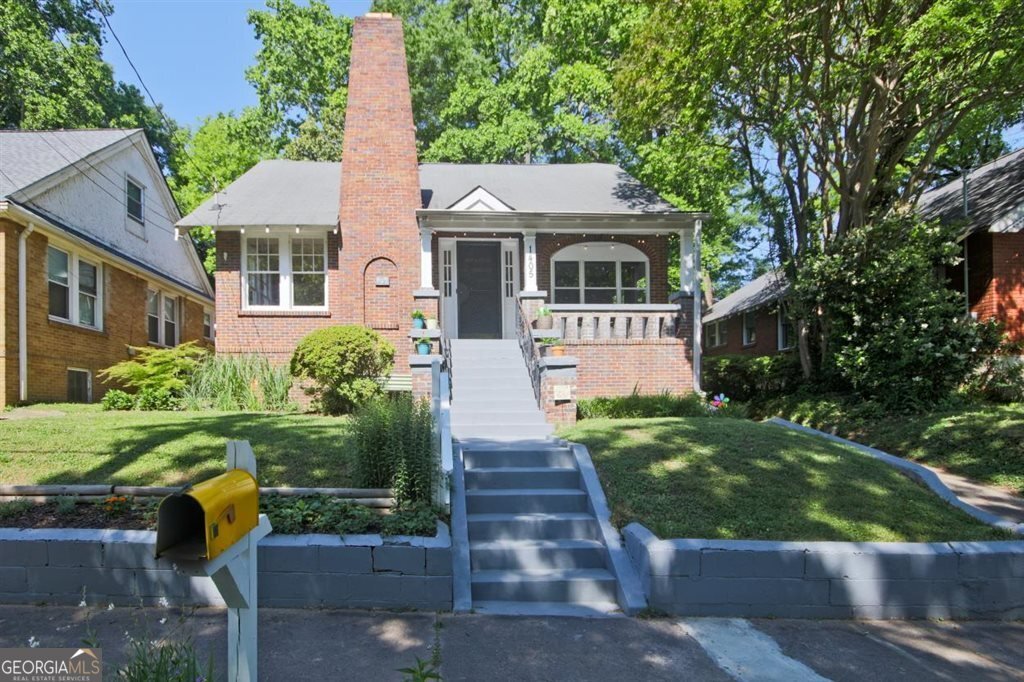 1405 Hartford Avenue Atlanta - main photo