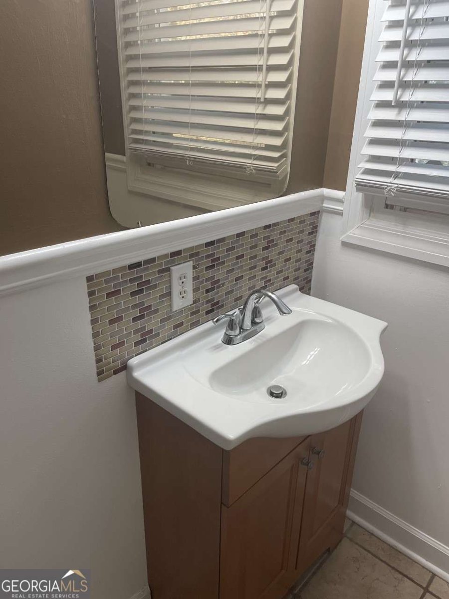2836 Thompson Circle Decatur - Photo 7