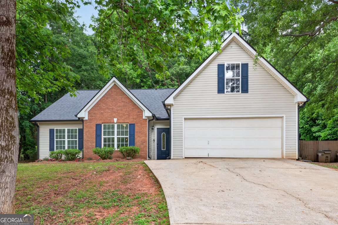152 Albert Lane Jefferson - main photo