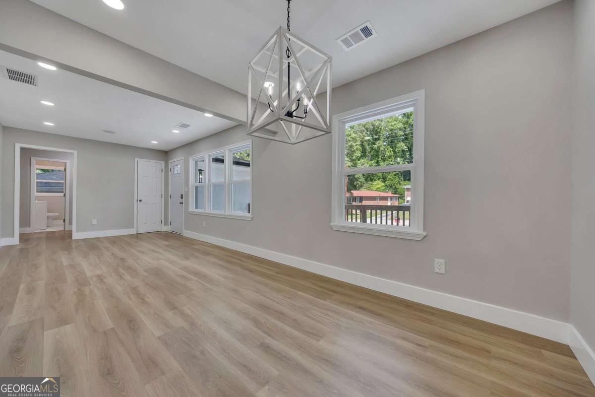 202 Oakcliff Court Atlanta - Photo 7