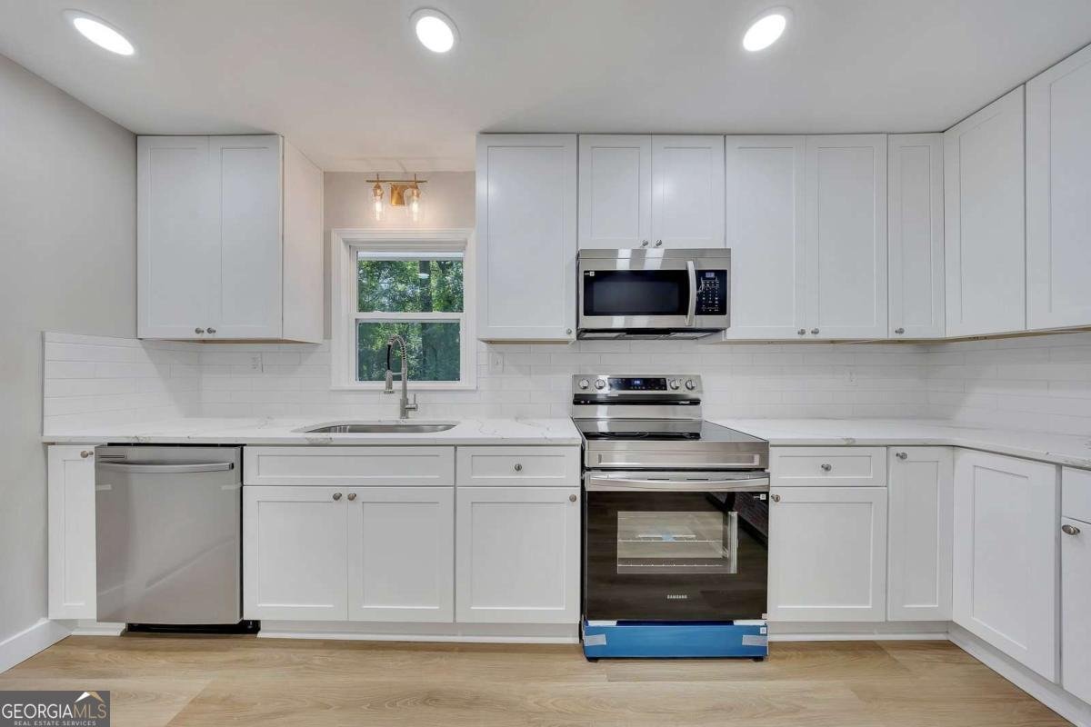 202 Oakcliff Court Atlanta - Photo 8