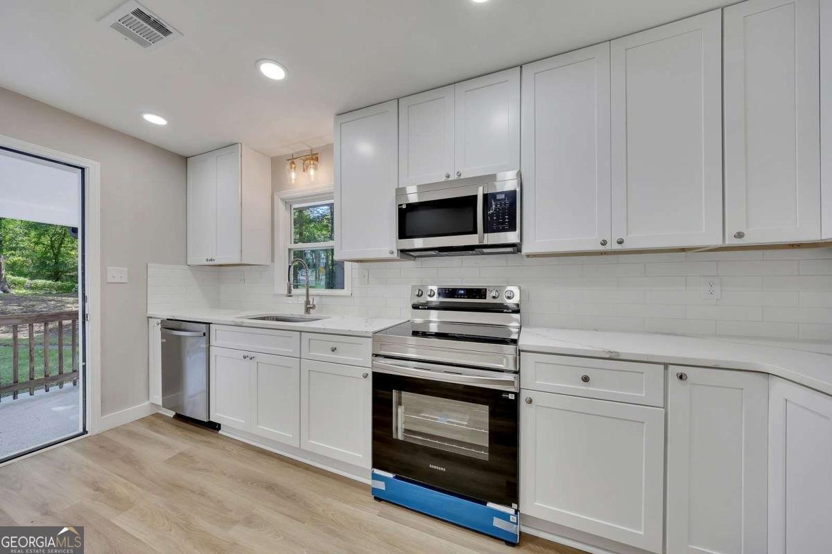 202 Oakcliff Court Atlanta - Photo 9