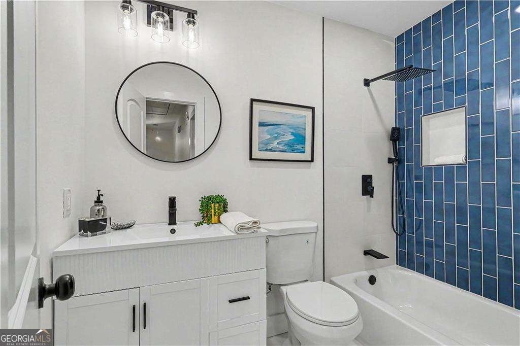 1027 Mainstreet Lake Drive Stone Mountain - Photo 20