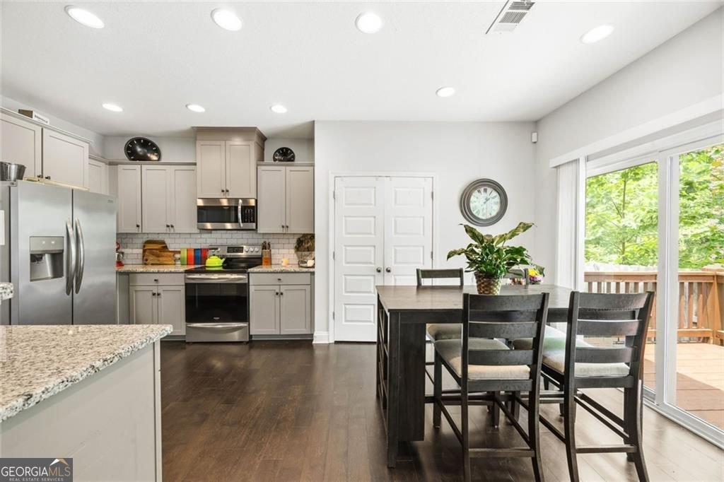 4882 Wisteria Lane Fortson - Photo 14
