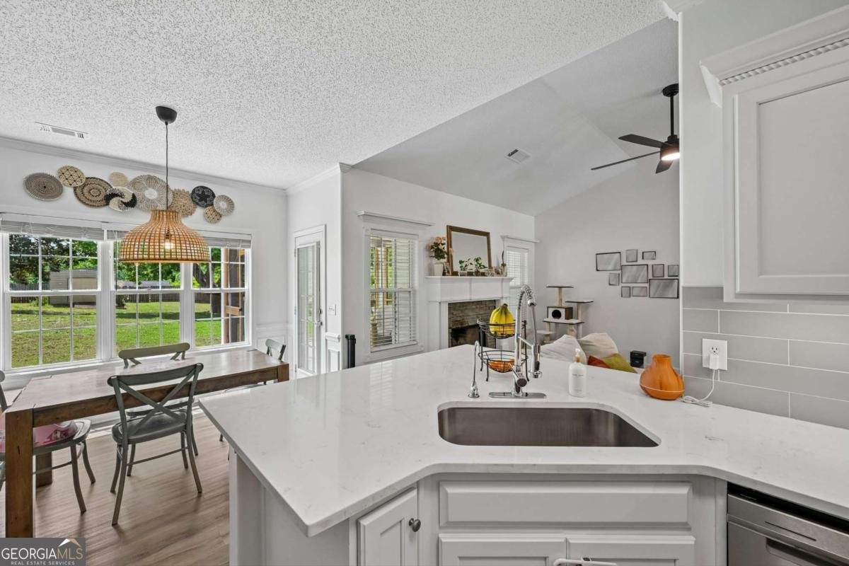 399 Laurel Oaks Lane Jefferson - Photo 6