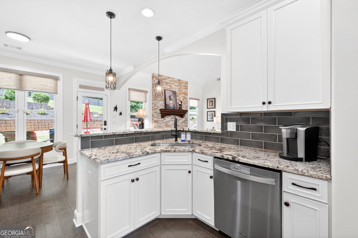 321 Woods Creek Road Jefferson - Photo 19