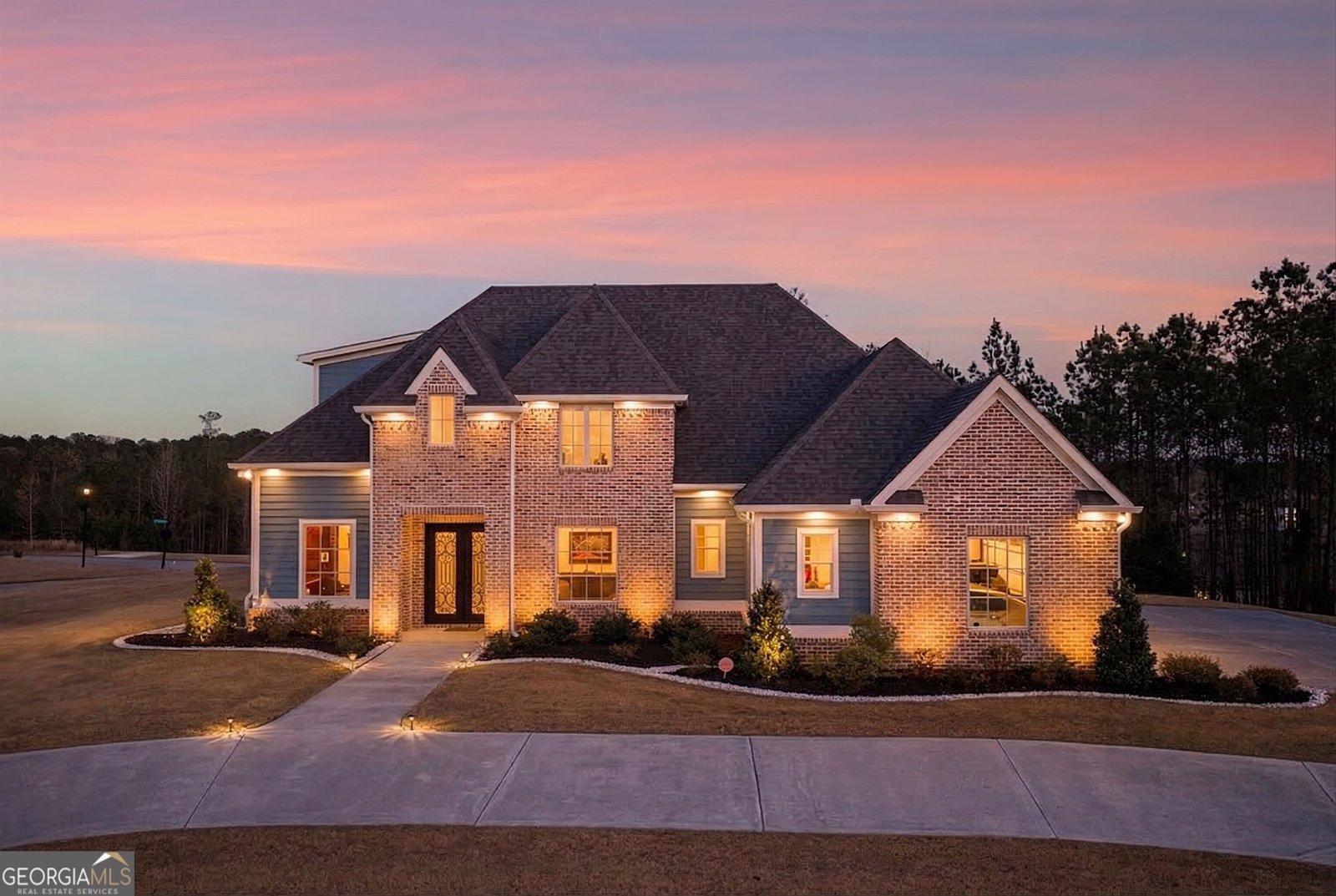 61 Forest Berry Court Newnan - main photo